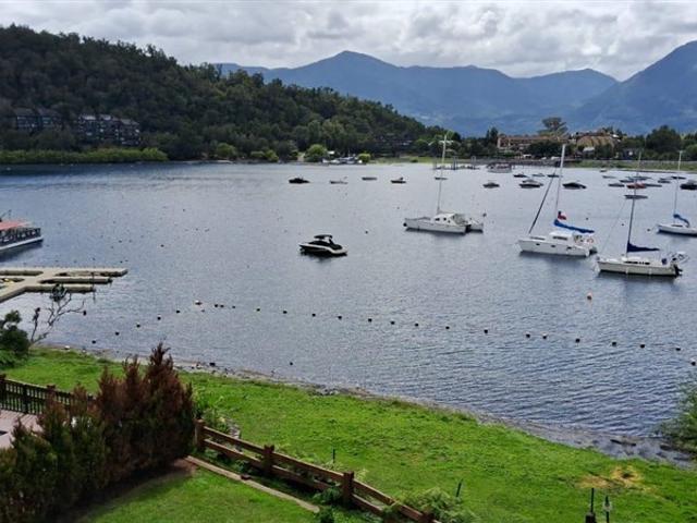 Departamento en Arriendo en Depto para 8 personas con vista al lago en condominio con playa y marina