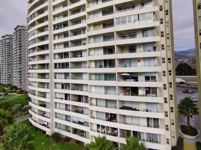 Departamento en arriendo en exclusivo condominio Costa Azul