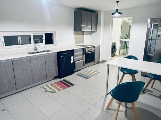 Departamento en Arriendo en Huechuraba 3 dormitorios 2 baños