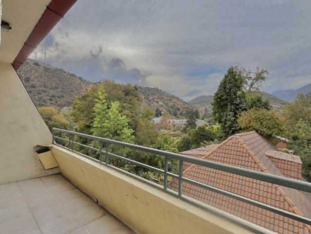 Departamento en arriendo en luminoso duplex / 3d + 2b + 1e + 1bod. / plaza san enrique, las condes