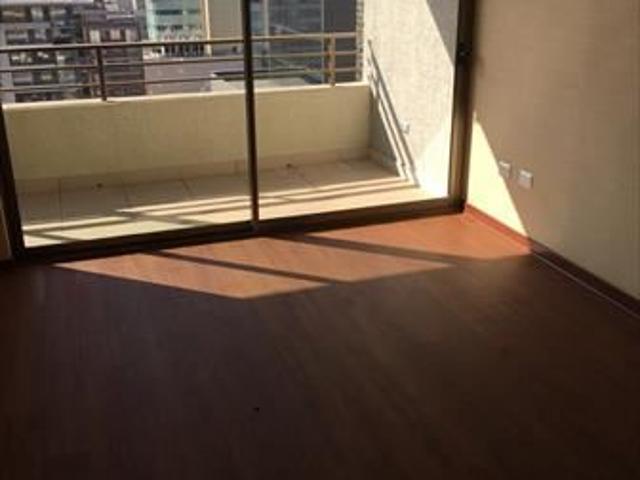 Departamento en Arriendo en Metro Santa Ana
