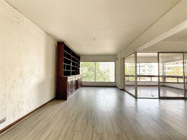 Departamento en Arriendo en Vitacura 3 dormitorios 4 baños