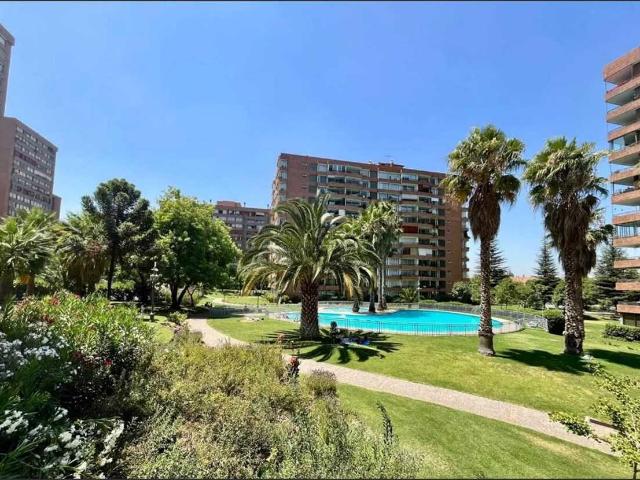 Departamento en Arriendo en Vitacura 4 dormitorios 3 baños