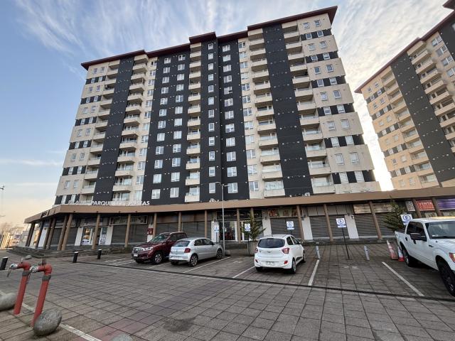 Departamento en Arriendo, Incluye Estacionamiento, Plaza Parque los Poetas