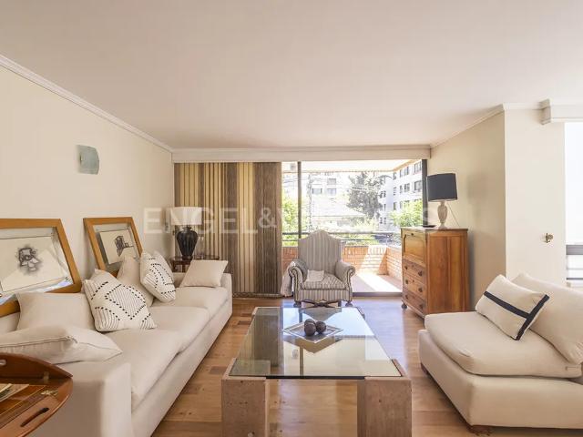 Departamento en arriendo semi amoblado, metro el golf