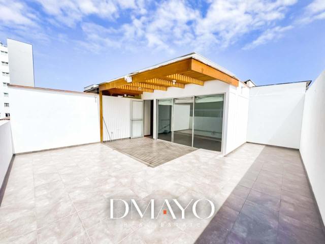 Departamento en AV REDUCTO DUPLEX CON TERRAZA