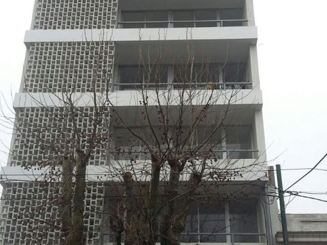 Departamento En Avenida 7 1686, La Plata, Argentina