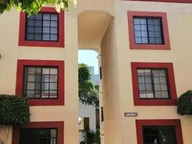 Departamento en Avenida Universidad, Centro, Delegación Centro Histórico, Santiago De Querétaro, Municipio De Querétaro, Querétaro, 76000, México