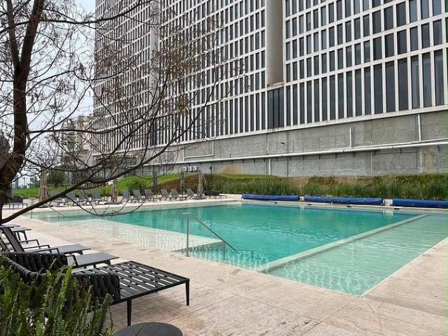 Venta y Renta de Departamento en Bosque Real | 185 m²