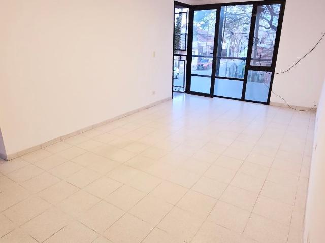 Departamento en Berazategui ? 50m?