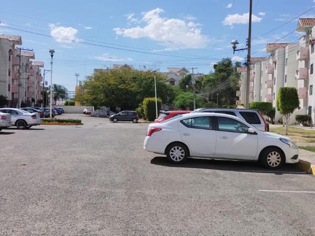 DEPARTAMENTO EN BLVD. MARIANO ESCOBEDO FRENTE A PLAZA K2