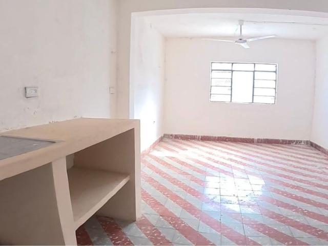 Departamento en colonia centro en renta sin muebles con balcón
