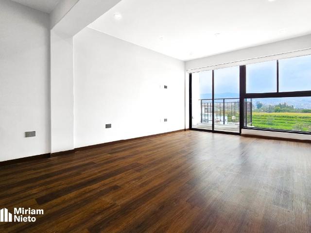 Departamento en Estreno en Alquiler en Cayma