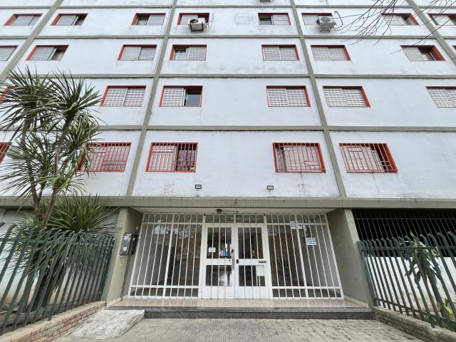 Departamento en Espa?a y Hospitales ? 60m?