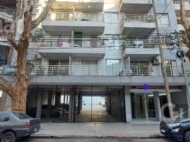 Departamento EN Flores | Ramon falcon al 2100