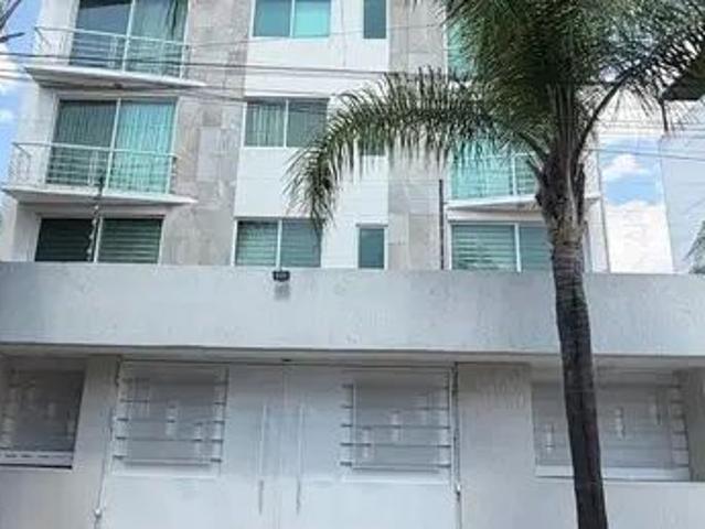 Departamento en Jardines Del Moral, León