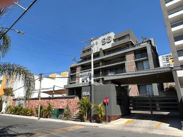 DEPARTAMENTO EN LOMA DORADA