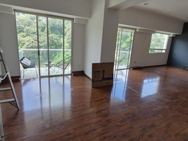Departamento en Lomas Country Club
