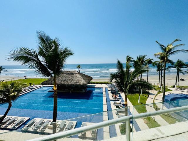 Departamento en la zona mas exclusiva de Acapulco, Fracc. Tres Vidas & campo de golf