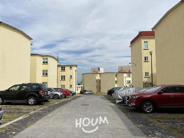 Departamento en Miguel Hidalgo 4ta Sección con 2 recámaras, ID: 158956