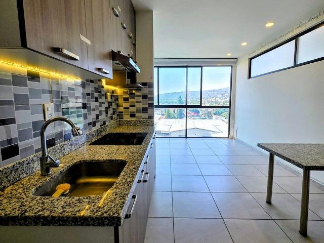 DEPARTAMENTO EN SANTA ANA 360