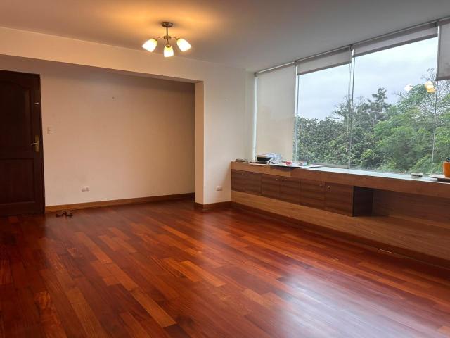 Departamento en Santiago de Surco