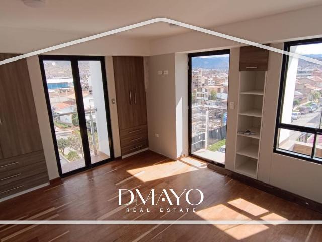 Departamento en Segundo Piso de estreno con vista a la calle
