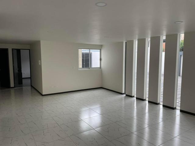 Departamento en pb La Carca?a