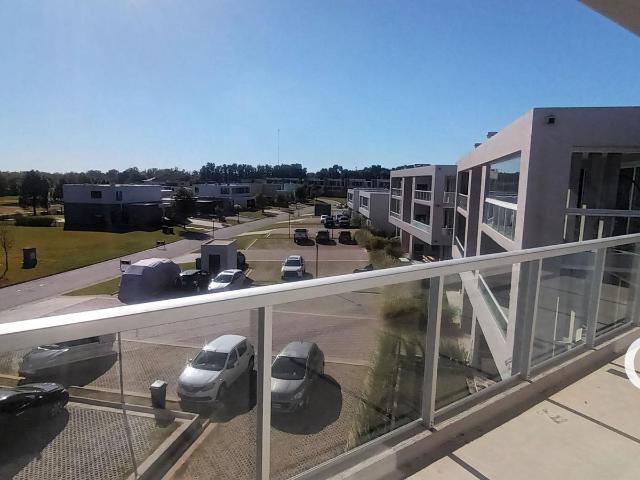 Departamento en Pilara, Townhouse, La Calesa
