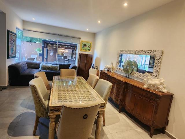 Departamento en planta baja con amplio jard?n y terraza en Ventanas