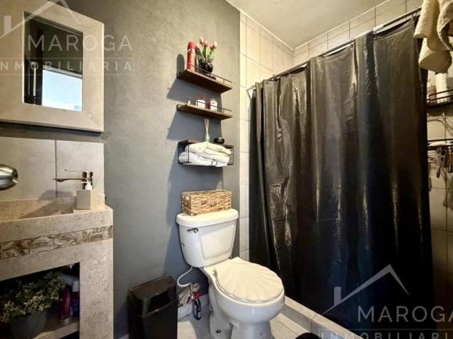Departamento en planta baja con cocina y protecciones