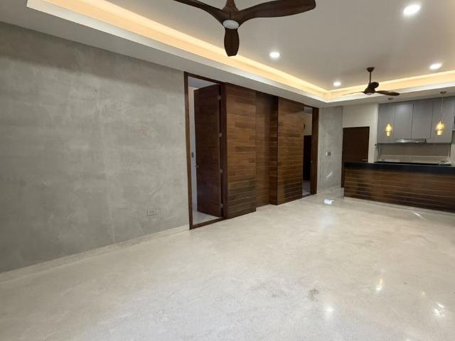 Departamento en PLANTA BAJA, de 3 recámaras, cuarto de servicio, en OMH