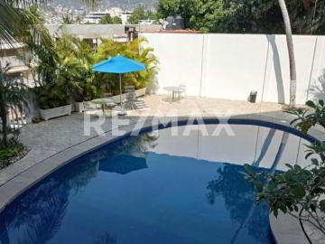 DEPARTAMENTO EN PLANTA BAJA EN LAS PLAYAS