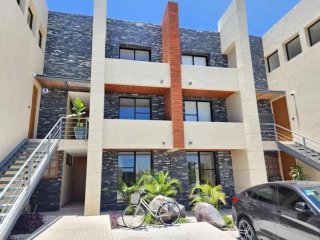 DEPARTAMENTO EN PLANTA BAJA EN VENTA EN VISTA REAL, DE LUJO, 2 HABITACIONES