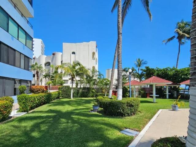 Departamento en Playa de Oro Mocambo