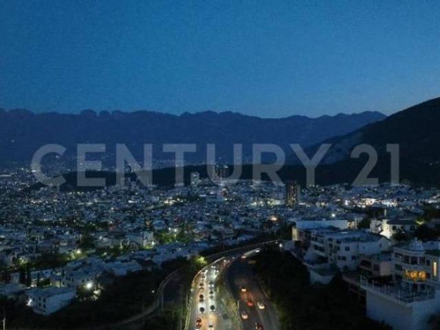 DEPARTAMENTO EN PREVENTA EN LA ZONA MÁS EXCLUSIVA DE COLINAS DE SAN JERÓNIMO