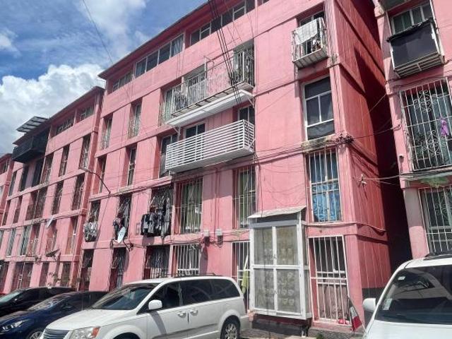 Departamento en primer piso