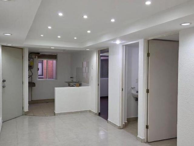 Departamento en primer piso en Agricola Pantitlan en Av Union 25