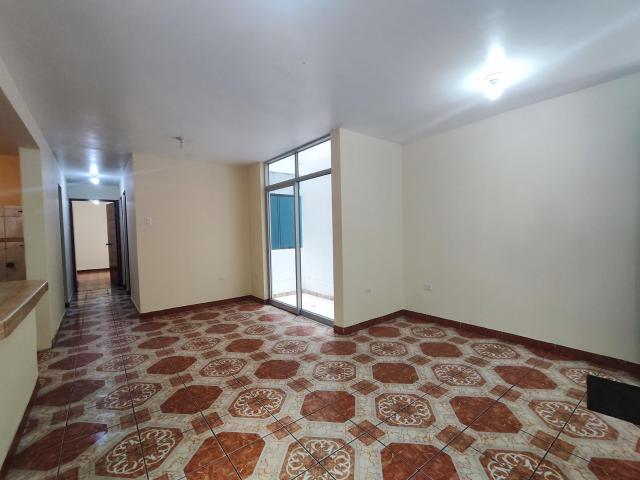 Departamento en primer piso y residencial privado en Jr. Emancipación