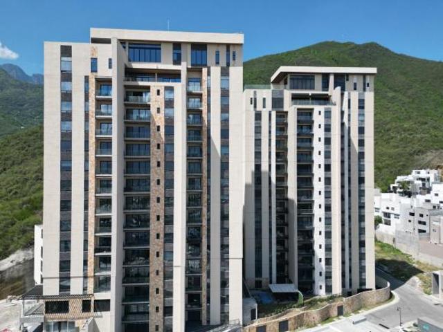 Departamento en Privada Fundadores / Valle Oriente Monterrey
