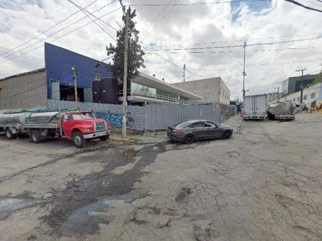 DEPARTAMENTO EN REMATE CERCA DEL HOSPITAL BICENTENARIO DEL ISSSTE EN NAUCALPAN/MEX
