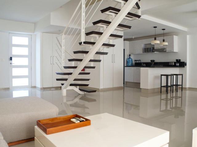 Departamento en Renta, 3 Rec?maras, AMUEBLADO/EQUIPADO, Doble Altura, Tziara, SM 16, Cancun