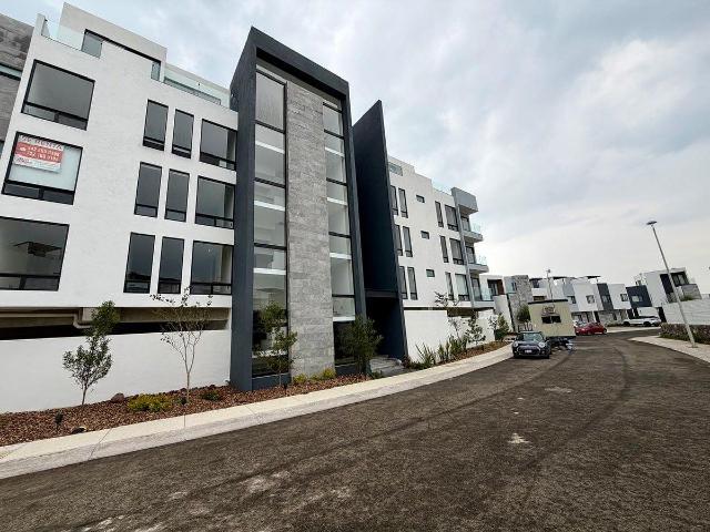 DEPARTAMENTO EN RENTA CON VISTA AL VALLE Y 3 RECÁMARAS, ENTRECIELOS, ZIBATÁ, QRO