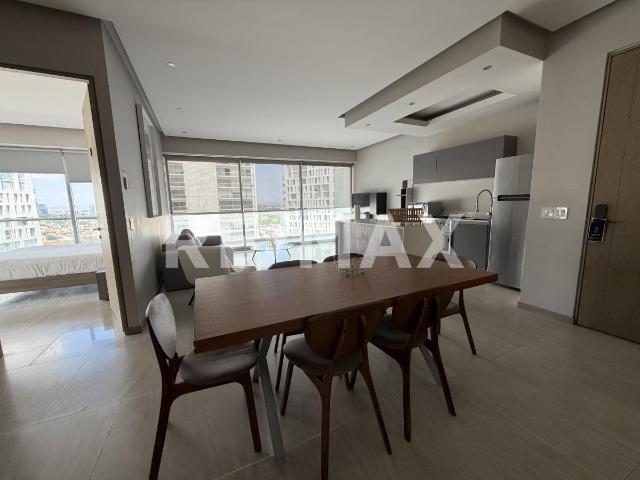 DEPARTAMENTO EN RENTA CON VISTAS PANORAMICAS EN EDIFICIO CON AMENIDADES, GUADALAJARA