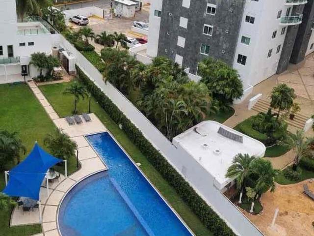 Departamento en renta Condominio Residencial Cobalto, Avenida Nizuc Sm 13, Cancún, Quintana Roo, México