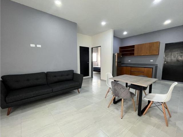 Departamento en renta Calle 53 a, Col. 1ro De Mayo, Ciudad Del Carmen, Carmen, Campeche, 24100, México
