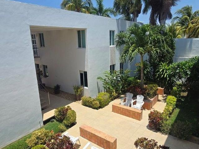 Departamento en renta Calle 56, Plan De Ayala, Mérida, Yucatán, 97120, México