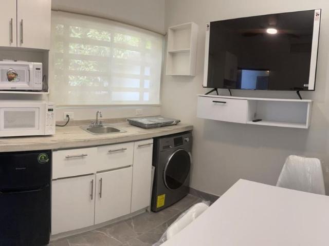 Departamento en renta Calle Adolfo Rodríguez, Lomas, Monterrey, Nuevo León, 64030, México