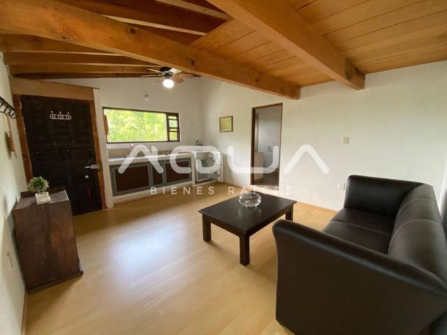 Departamento en renta Calle Benito Juárez, La Capilla, Valle De Bravo, México, 51200, Mex