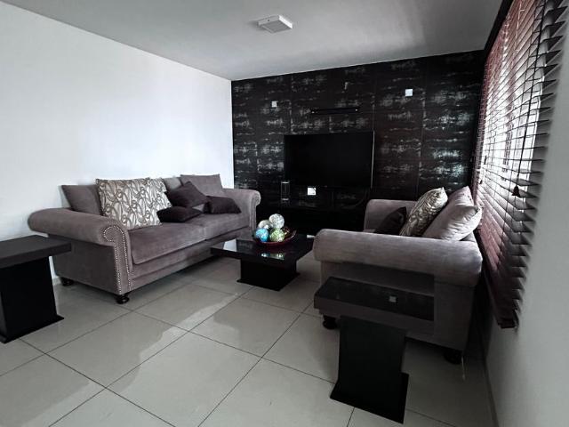 Departamento en renta Calle Gómez Farías Sur, Colonia Estadio, San Luis Potosí, Municipio De San Luis Potosí, San Luis Potosí, 78280, México